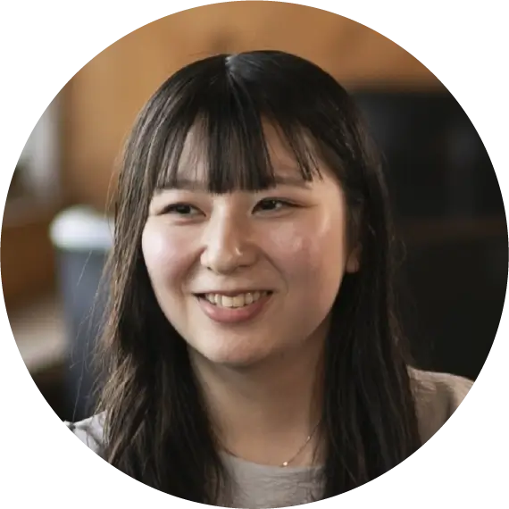 営業部 業務グループ社員顔写真