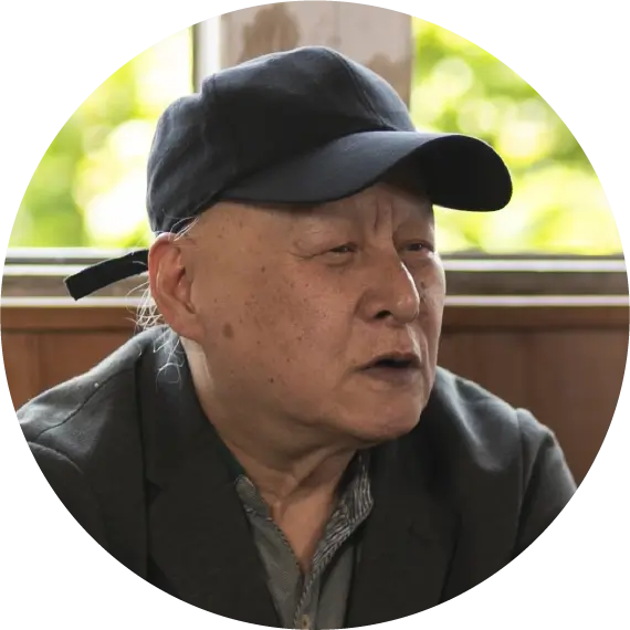 鋳造部 カキ型グループ社員顔写真